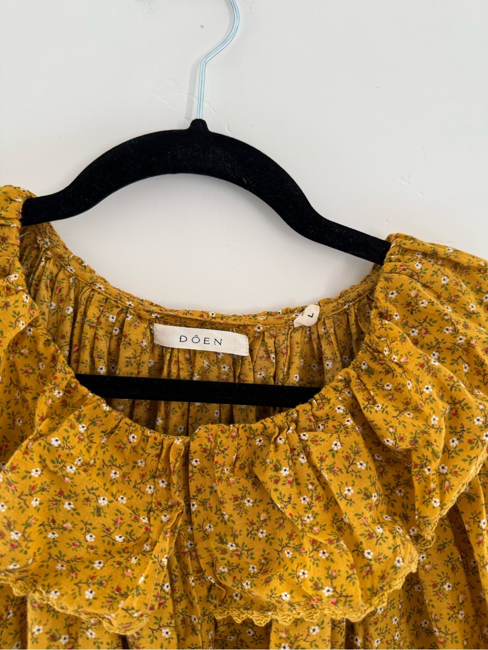 Doen Rory floral print Mustard Maxi Dress with Tie Waist - Picture 2 of 5